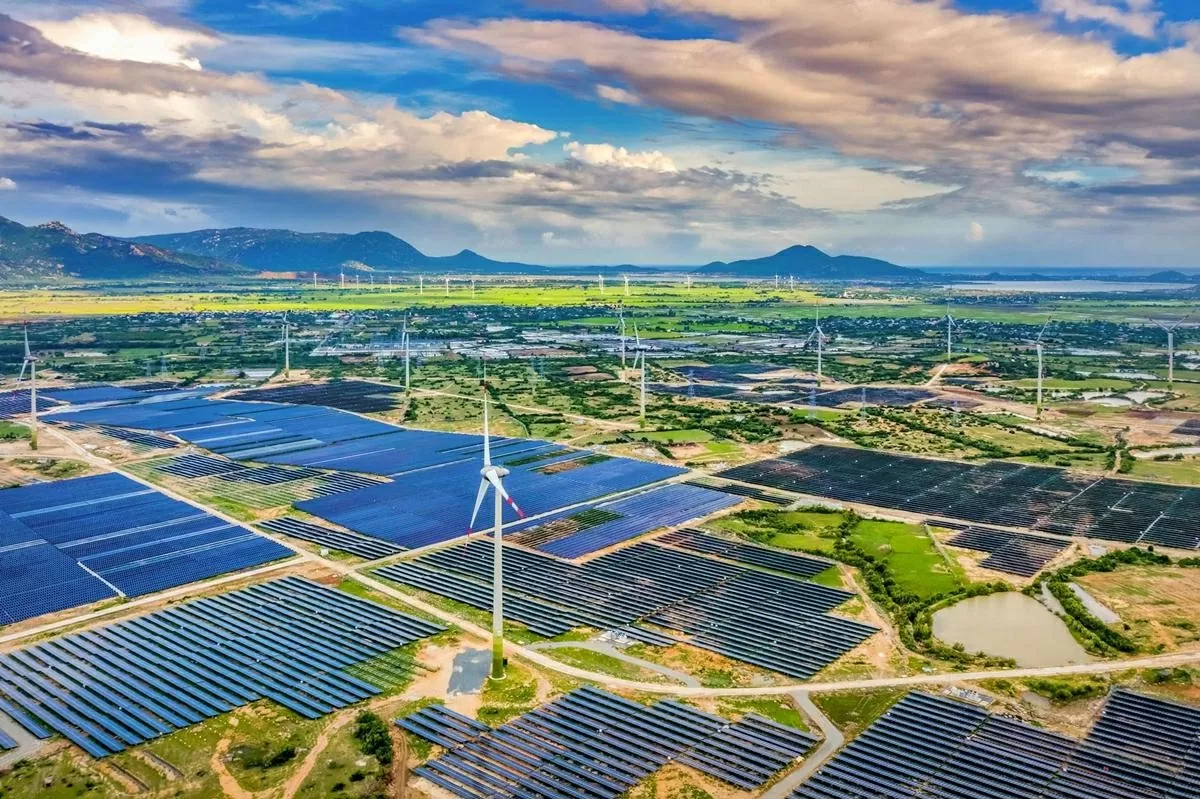 Hút vốn và khơi thông đầu tư cho cho năng lượng tái tạo