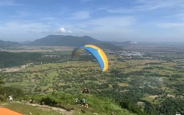 First HCM City paragliding tournament to take place this weekend