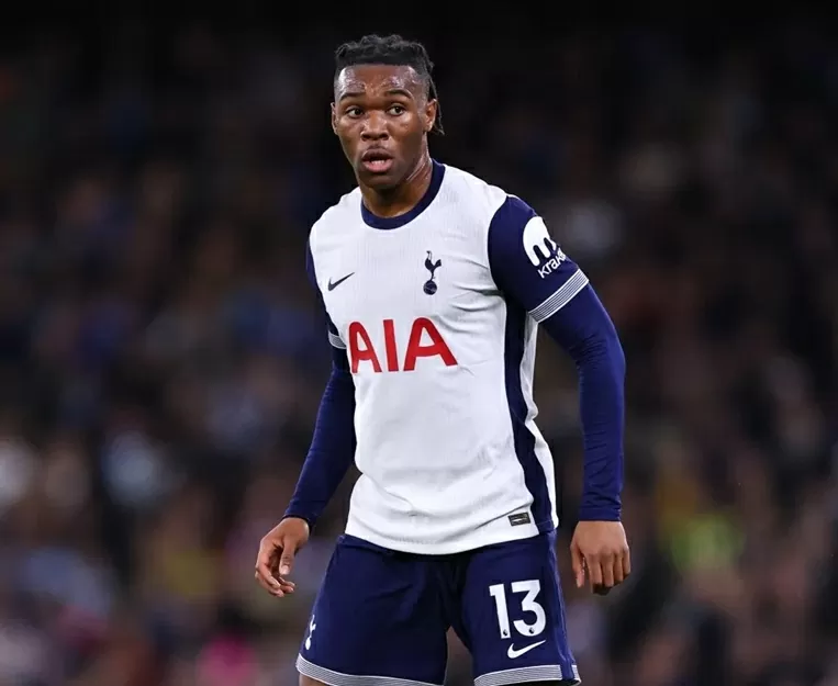Tottenham nhận cú hích trước 'đại chiến' MU Tottenham nhận cú hích trước 'đại chiến' MU