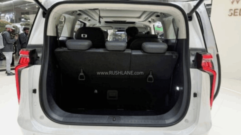 Lộ diện Minivan điện MG M9 ngoài đời thực, có khả năng sớm về Việt Nam Lộ diện Minivan điện MG M9 ngoài đời thực, có khả năng sớm về Việt Nam