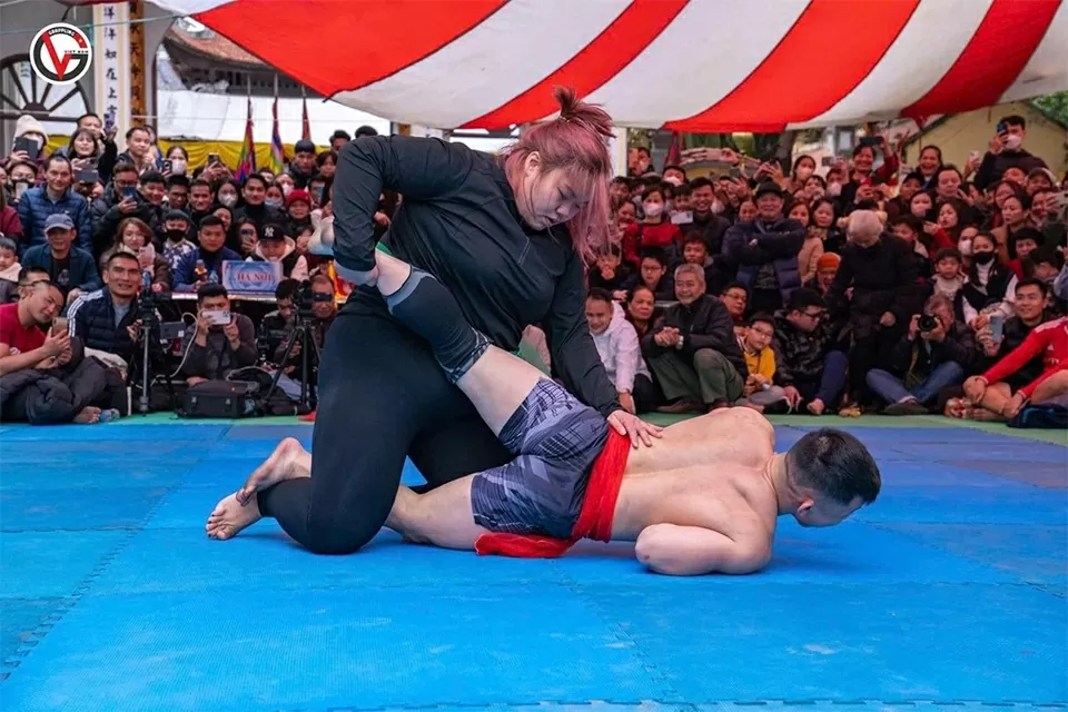 Vẻ đẹp dễ thương của nữ võ sĩ jujitsu Nguyễn Thị Thanh Trúc