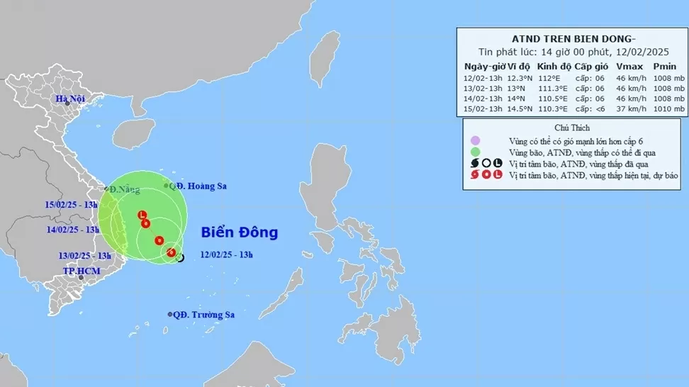 Áp thấp nhiệt đới trên Biển Đông có thể gây ảnh hưởng đến tàu thuyền hoạt động trên các vùng biển nguy hiểm