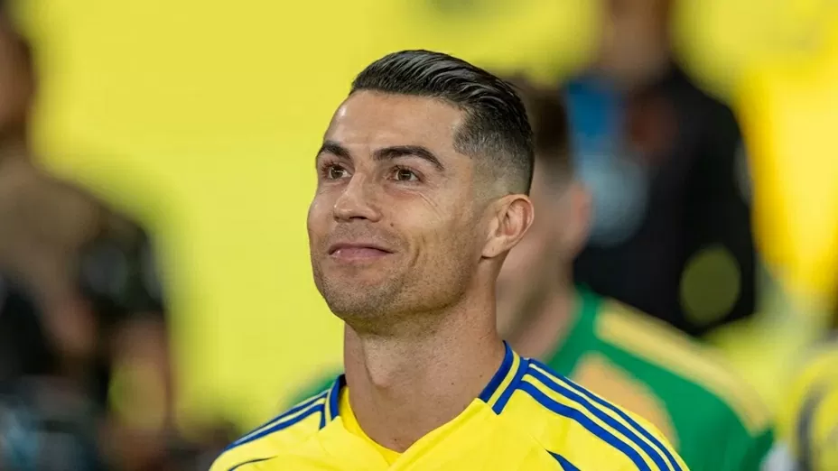 Cristiano Ronaldo dẫn đầu top 10 VĐV hưởng lương cao nhất thế giới