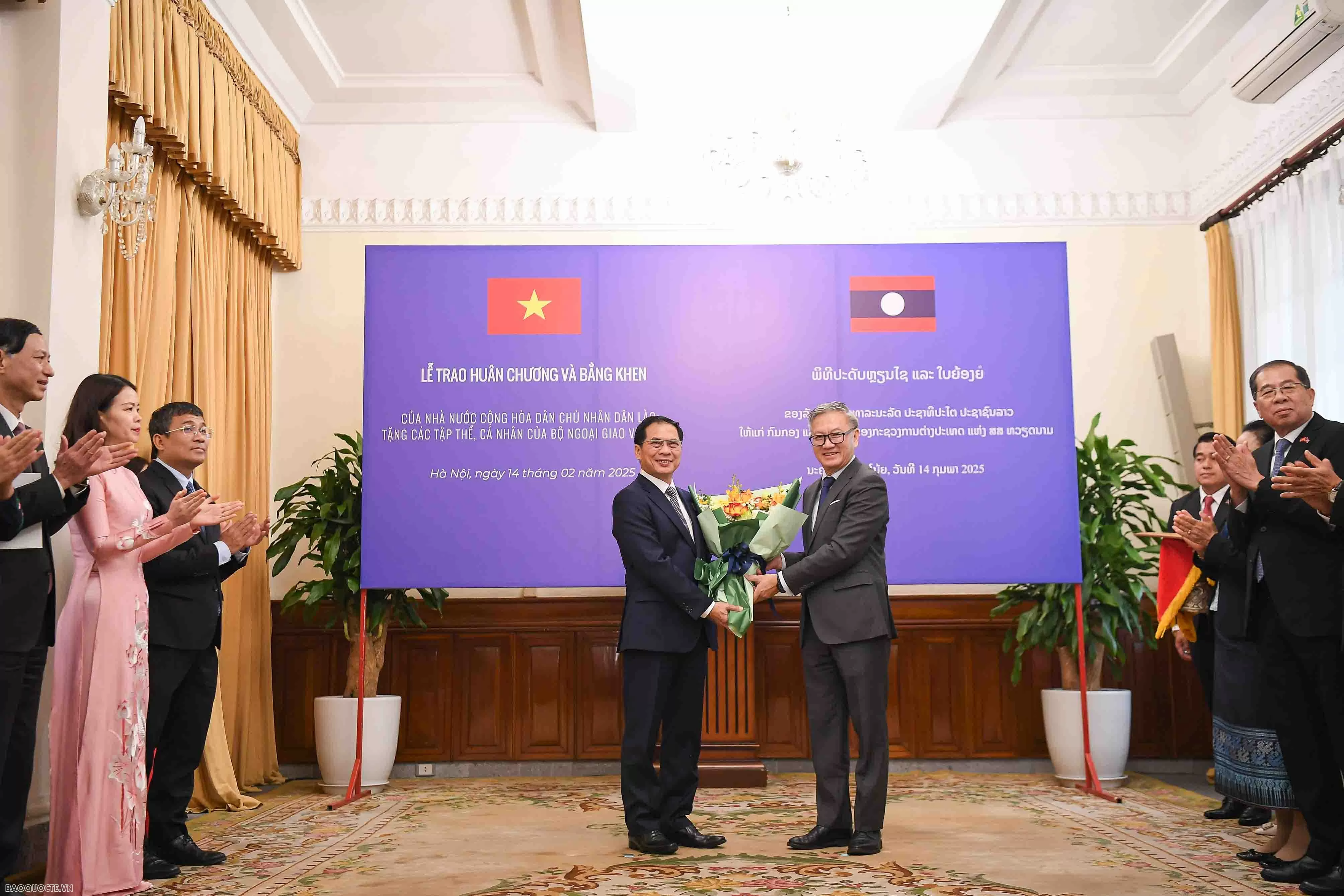 Việt Nam-Lào: Thúc đẩy hợp tác để sớm đạt mục tiêu kim ngạch thương mại 5 tỷ USD