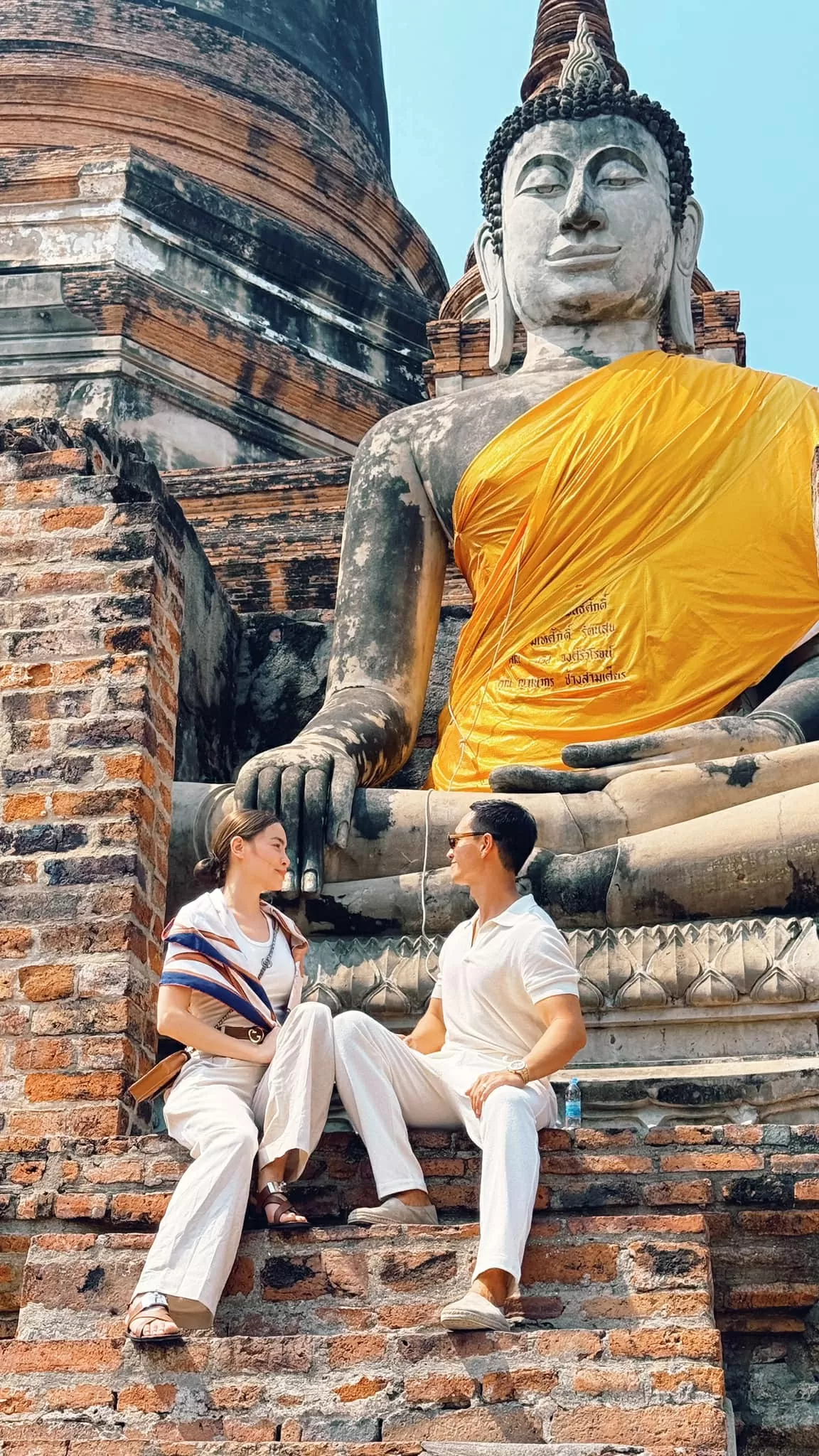 Cả hai cùng lưu lại những hình ảnh đẹp. Chia sẻ lên trang cá nhân, Hồ Ngọc Hà nhận được nhiều bình luận tích cực, khen vợ chồng nữ ca sĩ đẹp đôi.