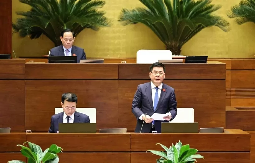 Legislators discussed early issuance of special mechanisms for Ninh Thuan nuclear power project