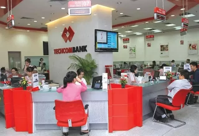 Banks' charter capital surges by 15.23% to 33 billion USD
