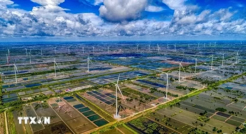 PM Pham Minh Chinh signed Decision approving plan to shift from coal to clean energy