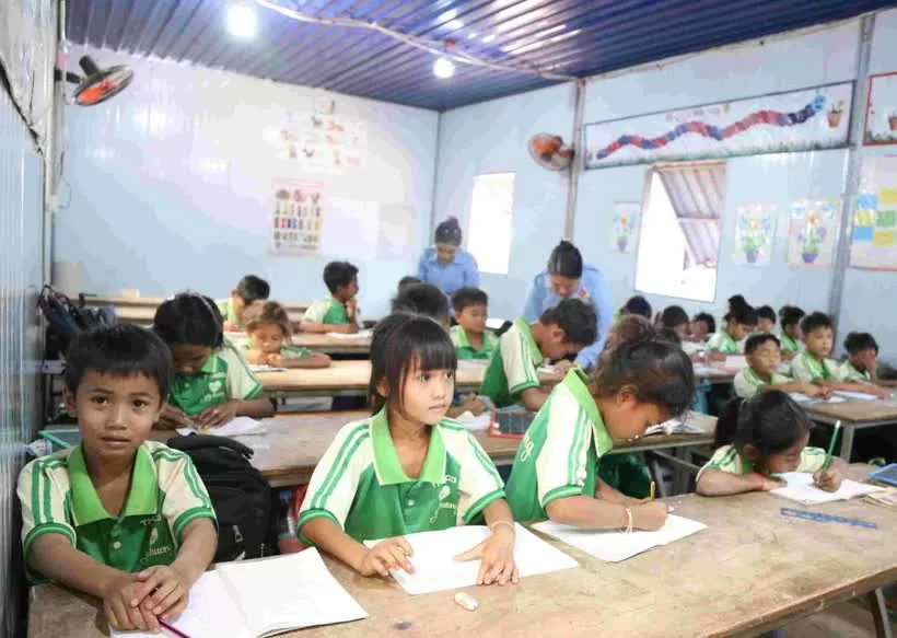 Cambodian journalists learn about Vietnamese company’s hi-tech agricultural complex
