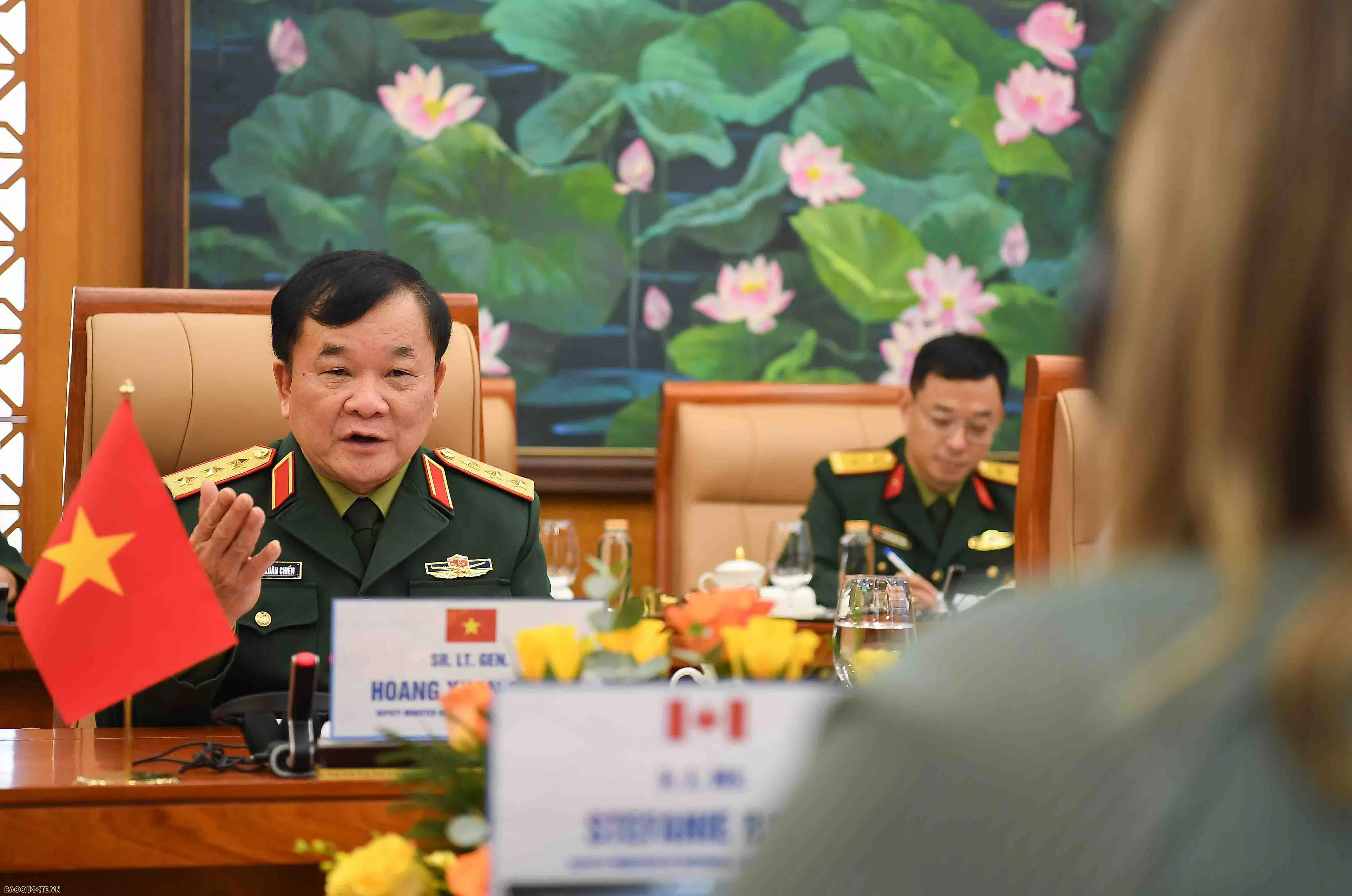 Vietnam, Canada officials hold 3rd defence policy dialogue in Hanoi