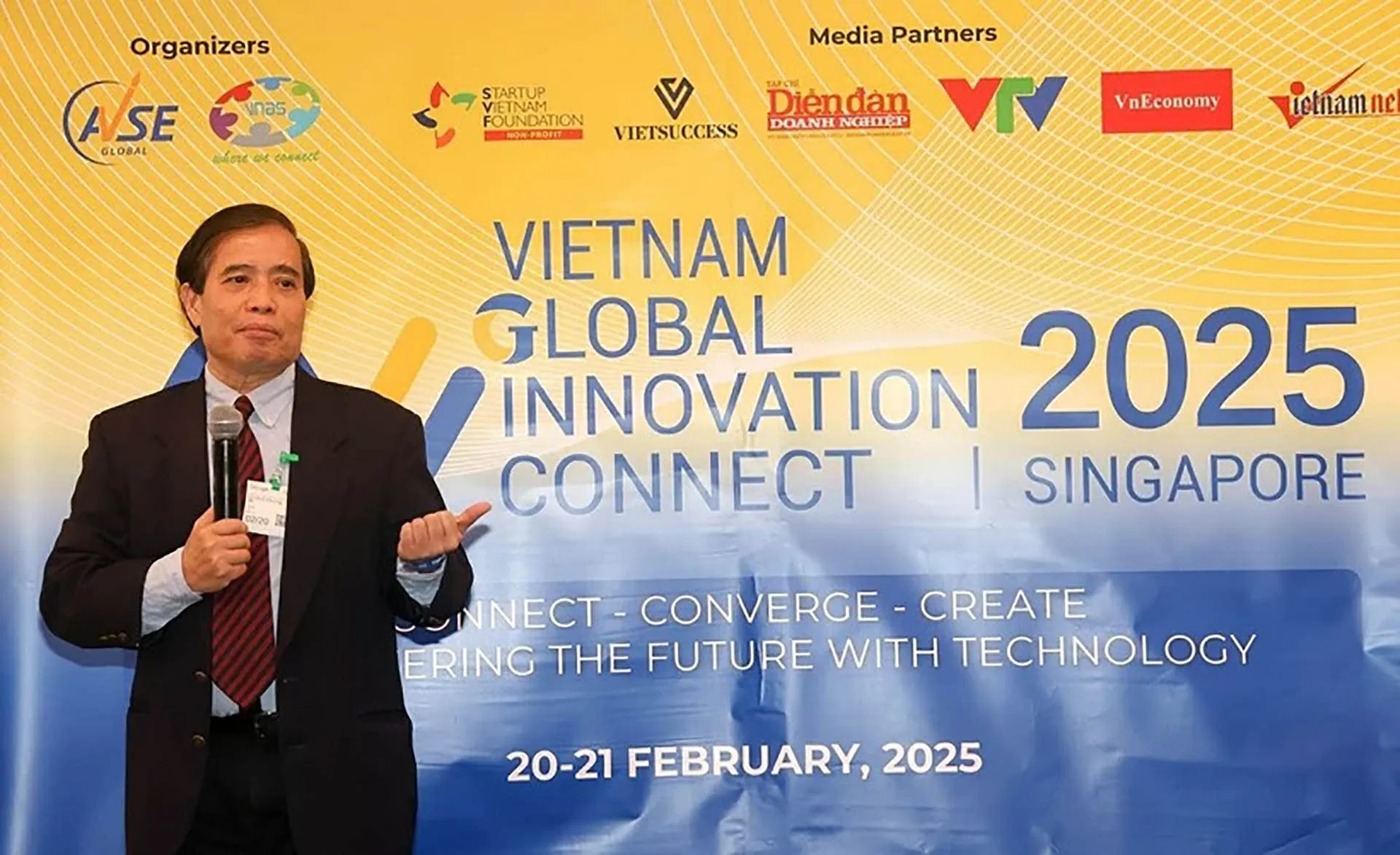 Khai mạc Diễn đàn đổi mới sáng tạo Việt Nam toàn cầu 2025 tại Singapore