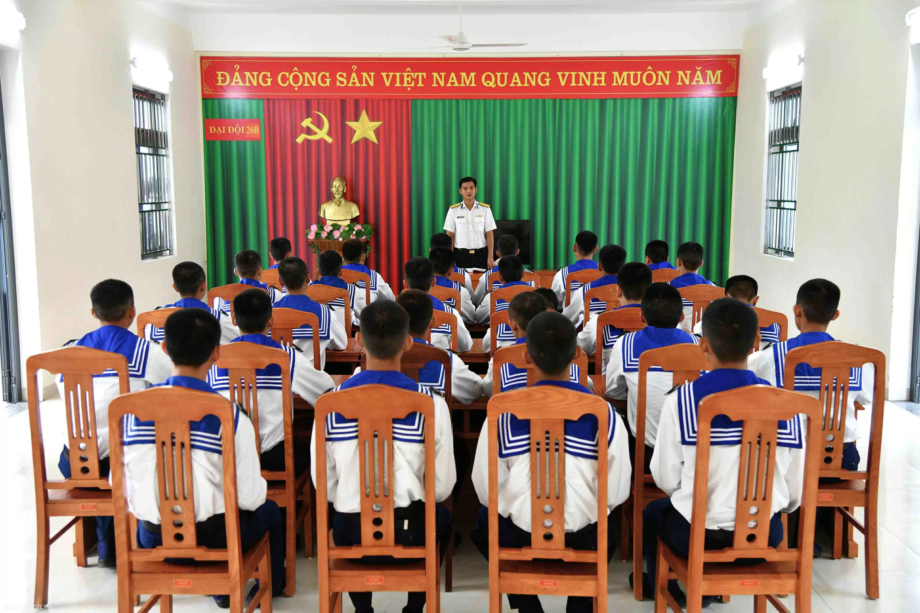 Những ngày đầu trong quân ngũ của các chiến sĩ mới
