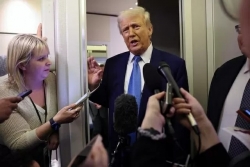 Ông Trump để ngỏ khả năng đàm phán thuế quan với từng quốc gia... kèm điều kiện, các nước lần lượt phản ứng?