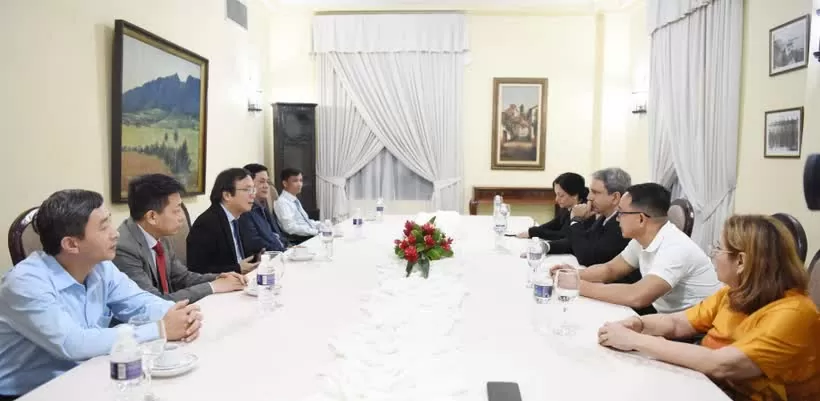 Vietnam, Cuba strengthen cooperation in education publishing