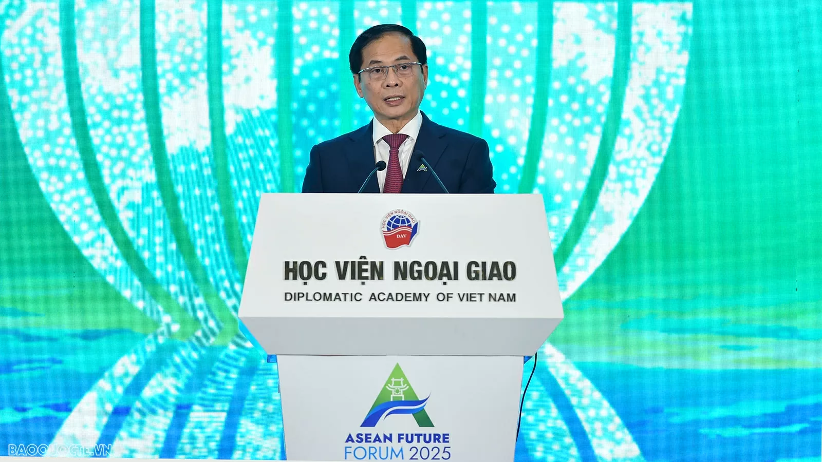 Phó Thủ tướng, Bộ trưởng Bùi Thanh Sơn: Cùng xây dựng một ASEAN đoàn kết, bao trùm và tự cường Phó Thủ tướng, Bộ trưởng Bùi Thanh Sơn: Cùng xây dựng một ASEAN đoàn kết, bao trùm và tự cường