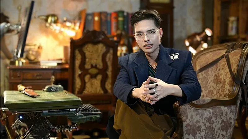 Đạo diễn Phạm Vĩnh Khương số hoá nhân vật từ chính mình bằng công nghệ AI để thực hiện dự án chia sẻ kiến thức làm phim cho cộng đồng.