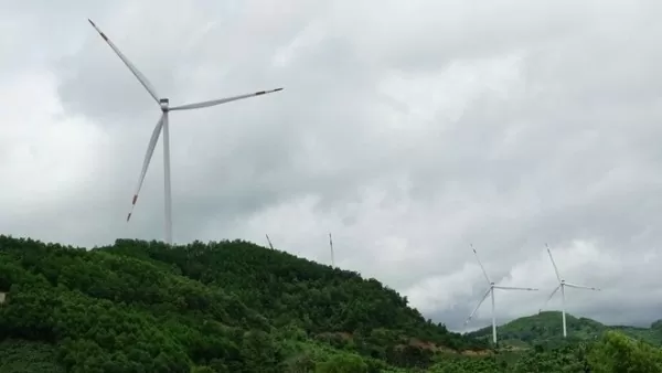 Breaking barriers to attract private investment for energy growth