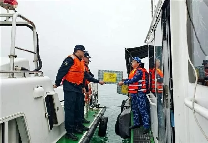 Vietnam, China Coast Guards conduct first joint patrol  of 2025 in Gulf of Tonkin