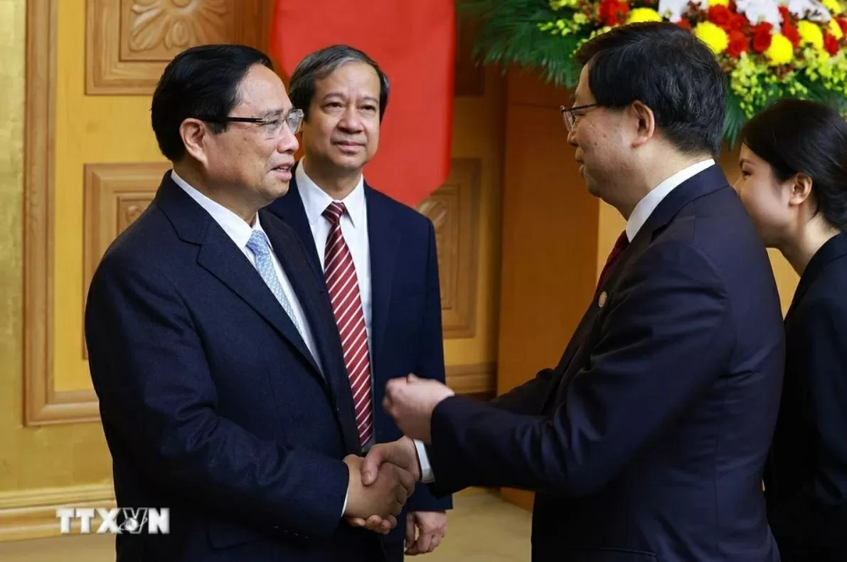 Thủ tướng Phạm Minh Chính tiếp Bí thư Đảng ủy Đại học Thanh Hoa, Trung Quốc