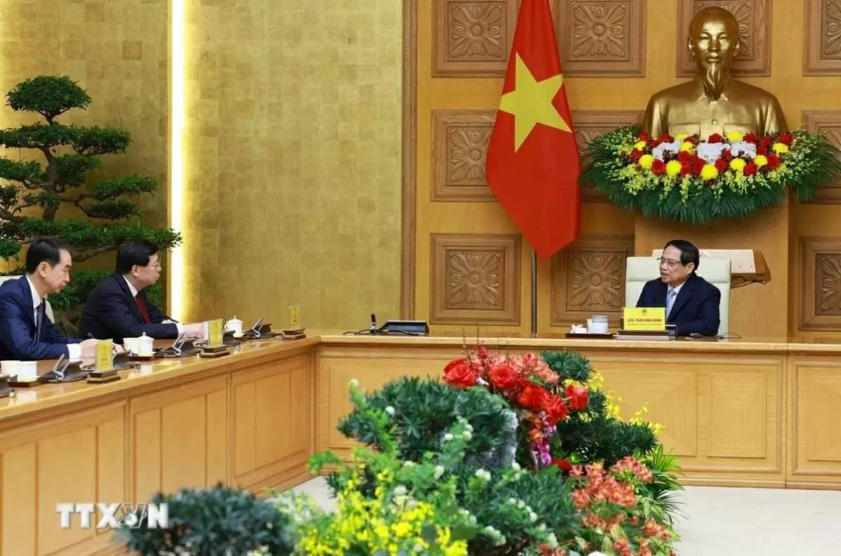 Thủ tướng Phạm Minh Chính tiếp Bí thư Đảng ủy Đại học Thanh Hoa, Trung Quốc