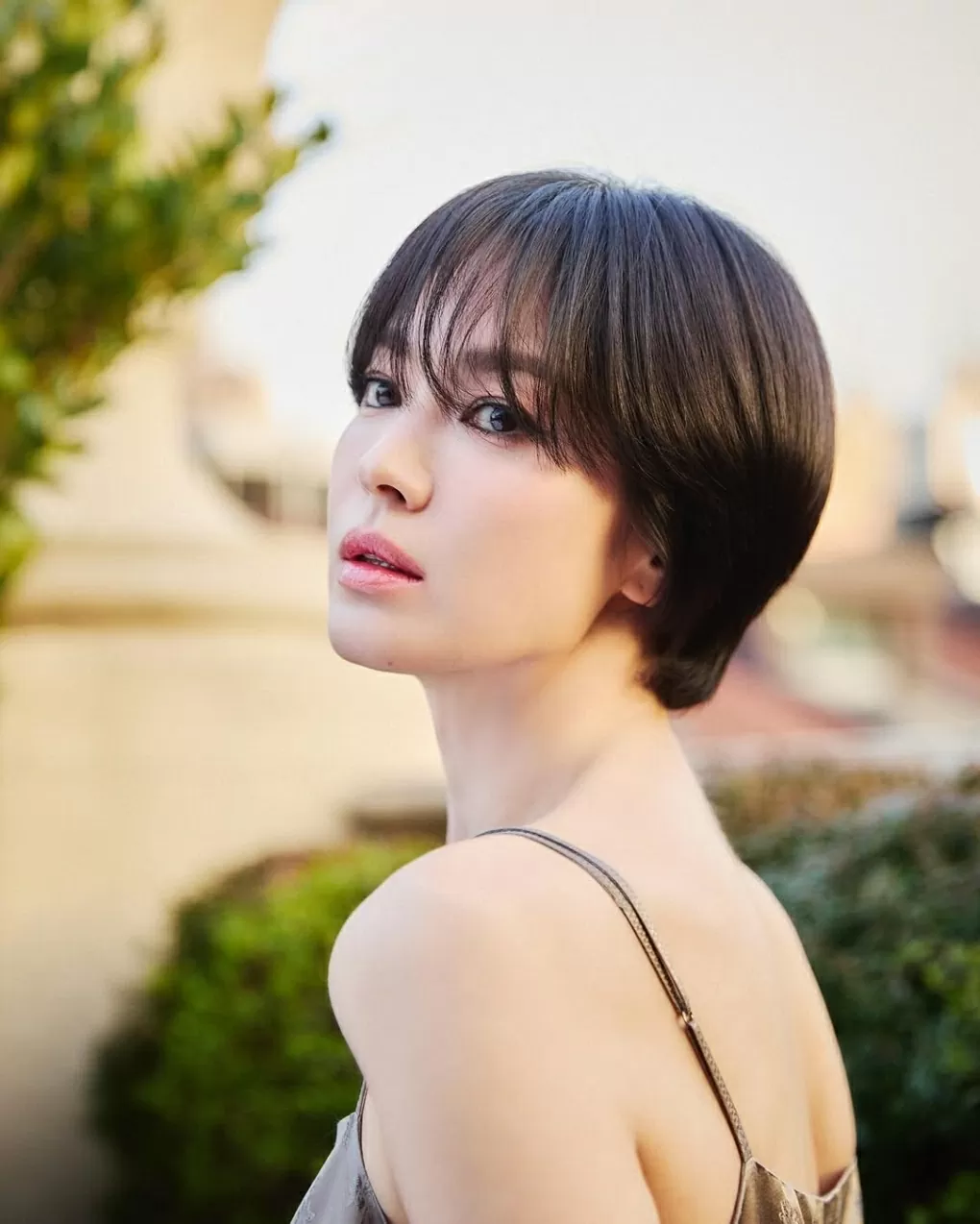 Song Hye Kyo thưởng thức món 'đánh lừa thị giác' ở Italy