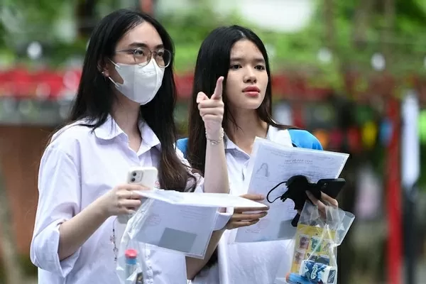 Hàng loạt trường đại học xét học bạ trong năm 2025