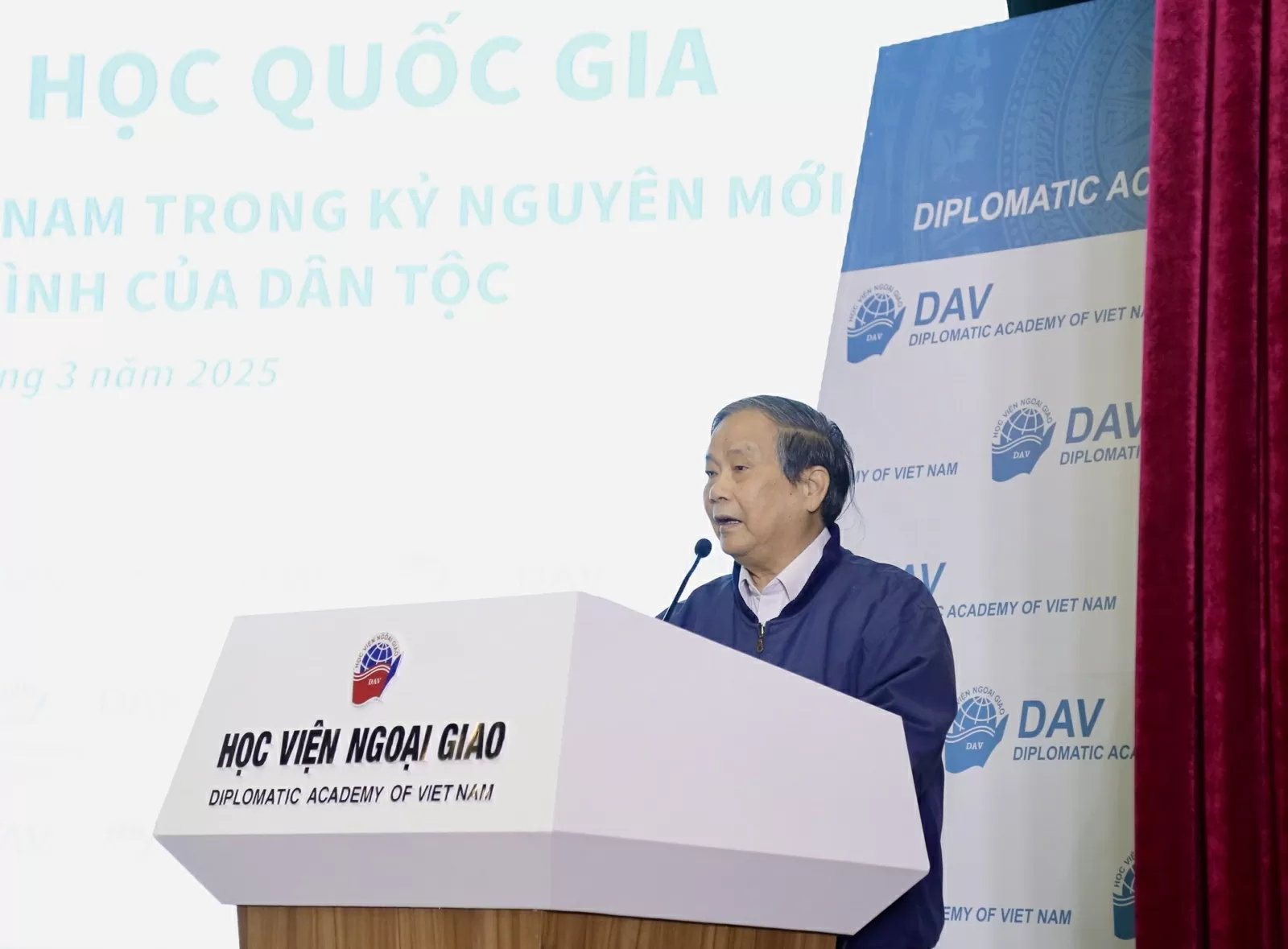Toàn cảnh Hội thảo quốc gia 'Đối ngoại và ngoại giao Việt Nam trong kỷ nguyên mới, kỷ nguyên vươn mình của dân tộc' Toàn cảnh Hội thảo quốc gia 'Đối ngoại và ngoại giao Việt Nam trong kỷ nguyên mới, kỷ nguyên vươn mình của dân tộc'