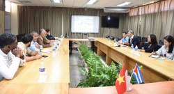 Đại sứ Lê Quang Long thăm tỉnh Artemisa và tập đoàn công nghệ sinh học, dược phẩm hàng đầu Cuba