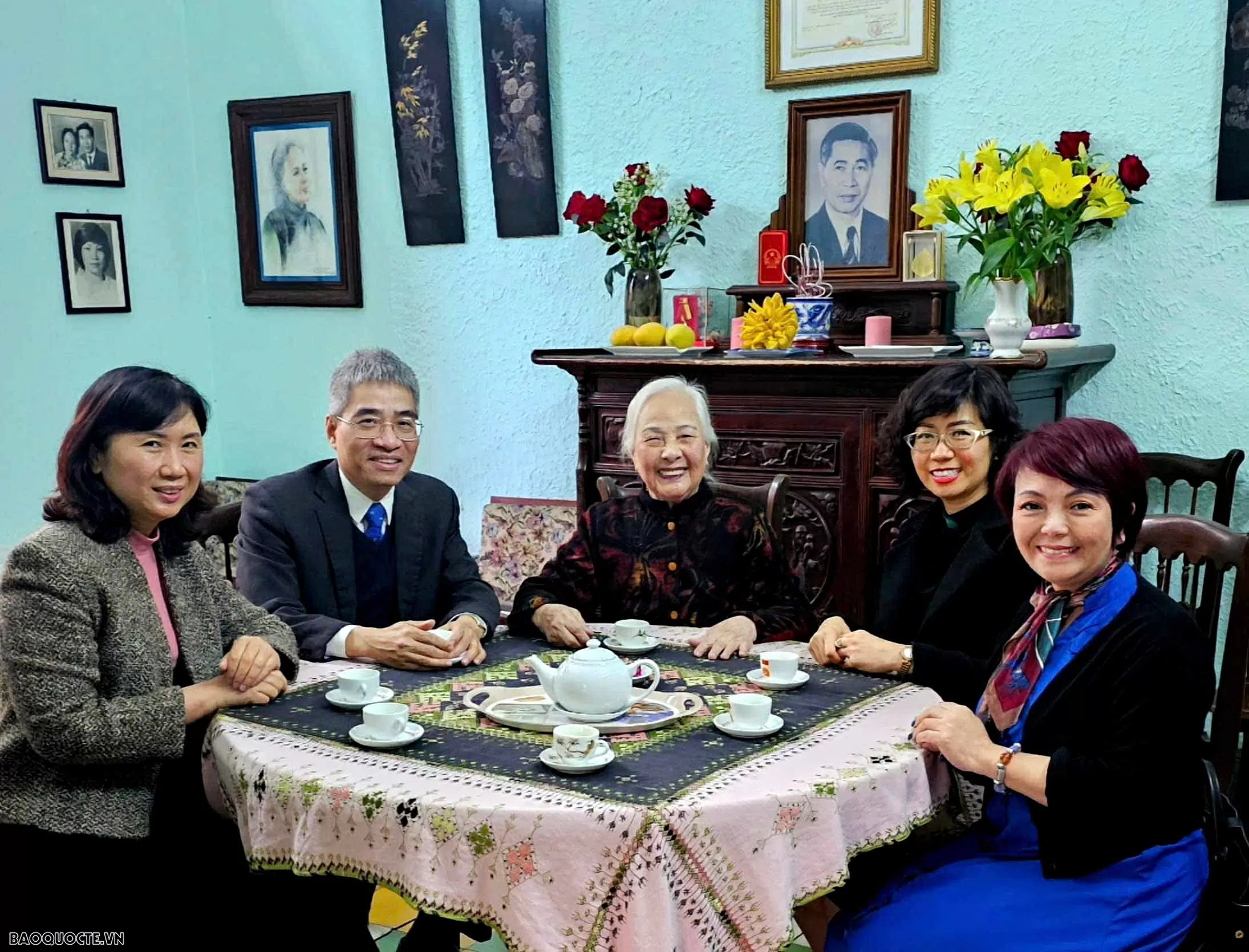 Tri ân thế hệ các nhà ngoại giao nữ nhân kỷ niệm Ngày Quốc tế Phụ nữ 8/3