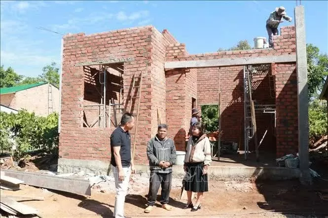 Over 121,600 dilapidated houses removed nationwide