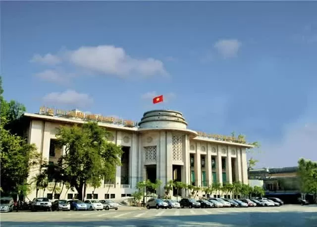State Bank of Vietnam injects more than 5 trillion VND into market