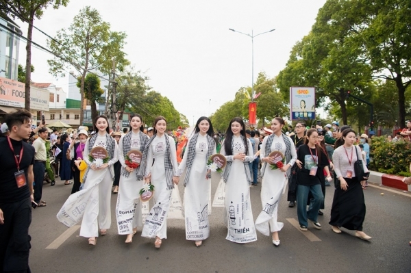 Lễ hội cà phê Buôn Ma Thuột 2024: Dàn người đẹp Việt tỏa sáng