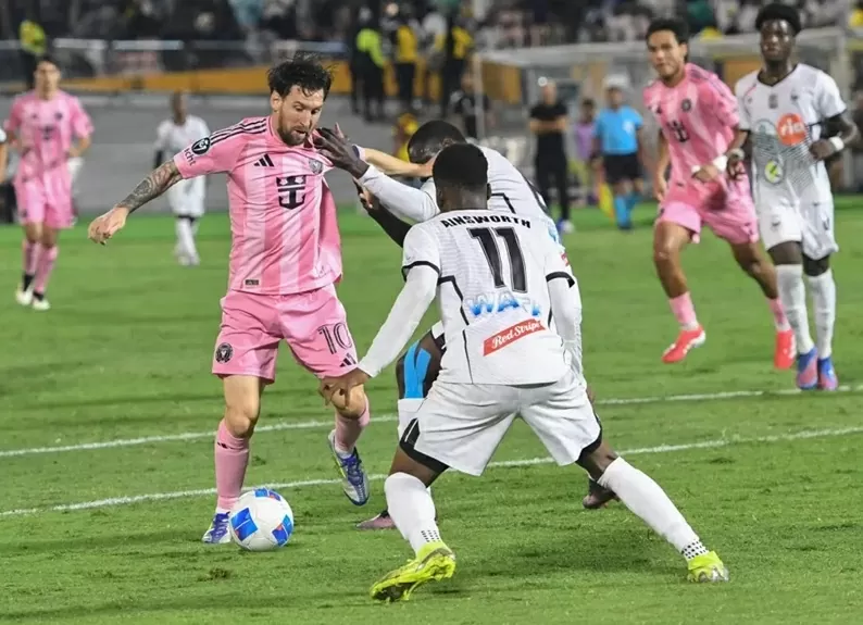 Tái xuất, Messi ghi bàn thắng thứ 853 trong sự nghiệp