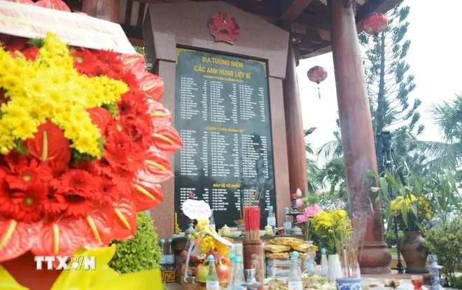 Solemn ceremony held in Da Nang to commemorate 64 fallen naval officers, soldiers at Gac Ma Reef