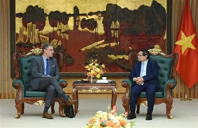 Vietnam seeks French support for nuclear energy development