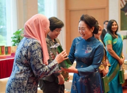 Phu nhân Chủ tịch Quốc hội Nguyễn Thị Thanh Nga tiếp Nhóm Phụ nữ cộng đồng ASEAN tại Hà Nội