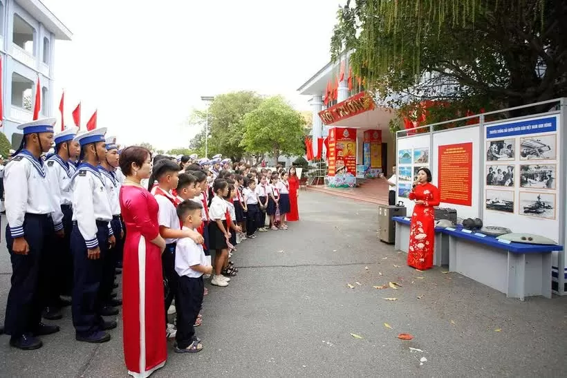 Exhibition honours Vietnam’s maritime defenders