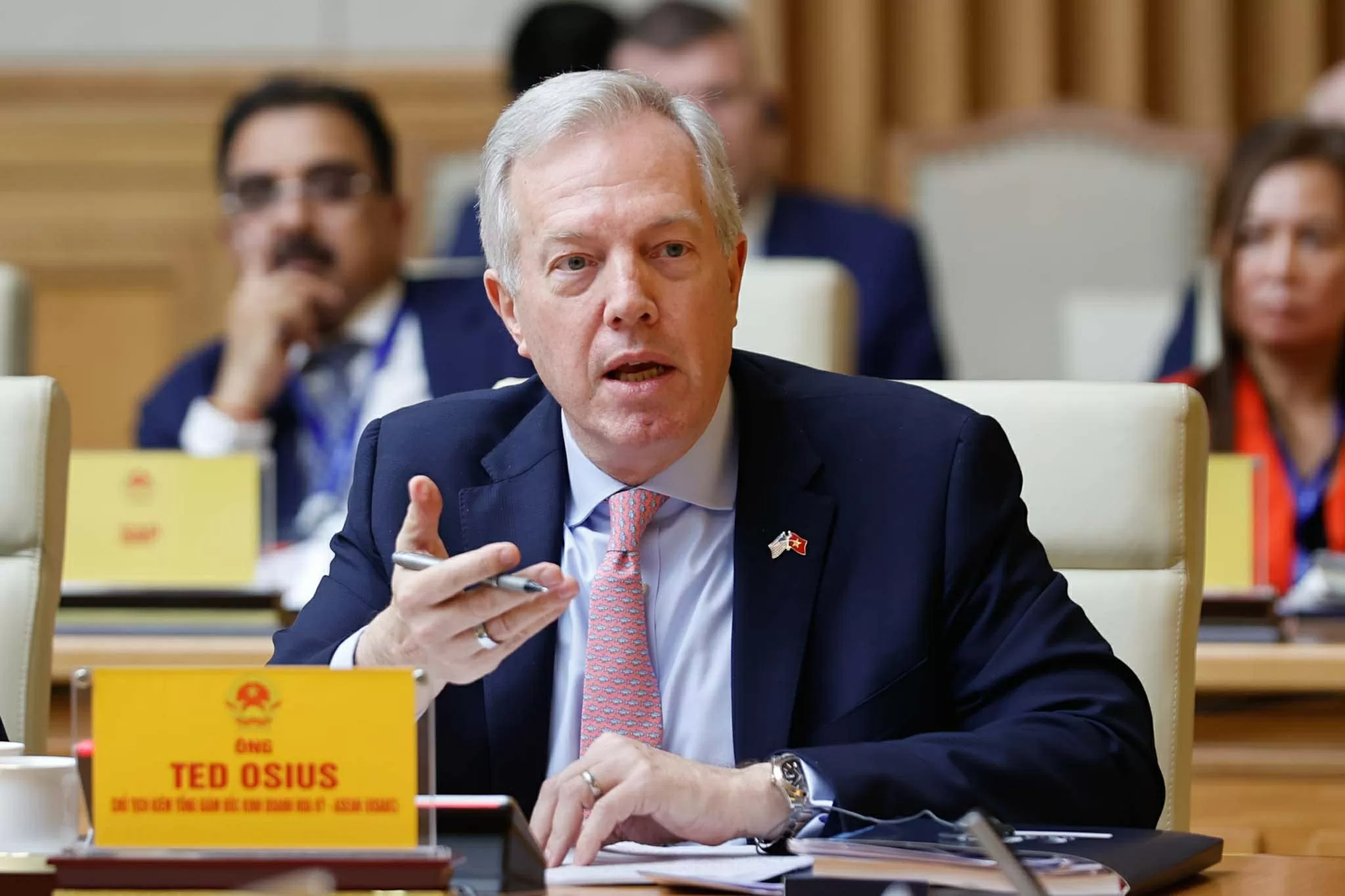 PM Pham Minh Chinh welcomes delegation from USABC) and nearly 60 major US corporations