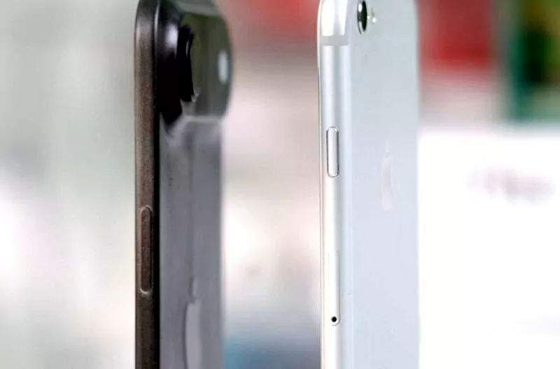 Mô hình iPhone 17 Air so với mẫu iPhone 6