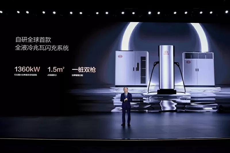 Trụ sạc Flash Megawatt của BYD có thể đạt công suất tối đa 1000kW