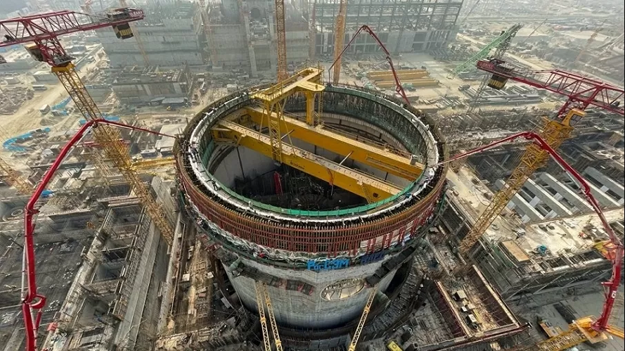 Thế lực nào 'chống lưng' giúp ‘ông lớn’ năng lượng Nga bình yên trước bão táp trừng phạt?