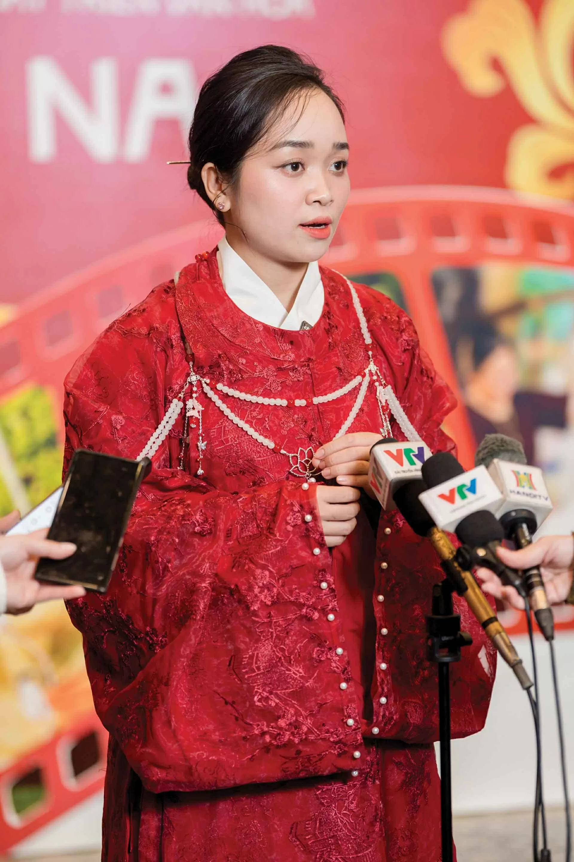 Gen Z với hành trình về làng