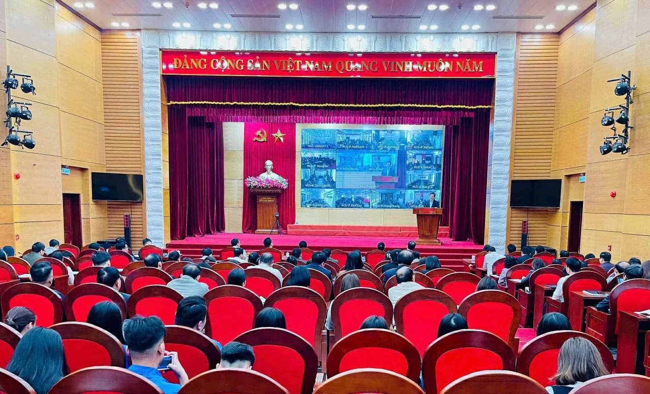 Quảng Ninh: TP. Hạ Long đặt 8 mục tiêu hưởng ứng phong trào ‘Bình dân học vụ số’