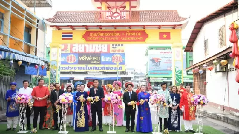 Khai trương Phố ẩm thực văn hóa Thái Lan-Việt Nam tại Nakhon Phanom