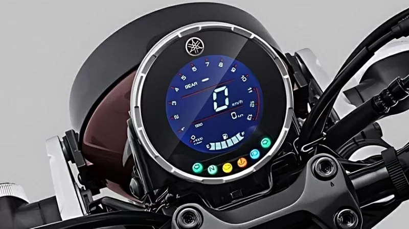 Màn hình Full LCD hiển thị đầy đủ các thông số quan trọng như tốc độ, vòng tua máy, vị trí số, mức nhiên liệu