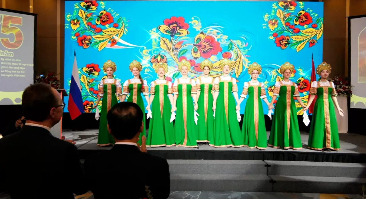 Ceremony marking 75 years of diplomatic ties: Continuing to write new chapters in the history of Vietnam-Russia relations.