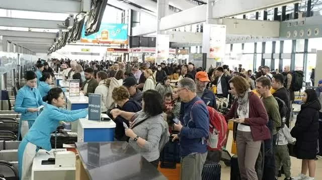 Airlines to provide 1.5 million seats for April 30 - May 1 holiday