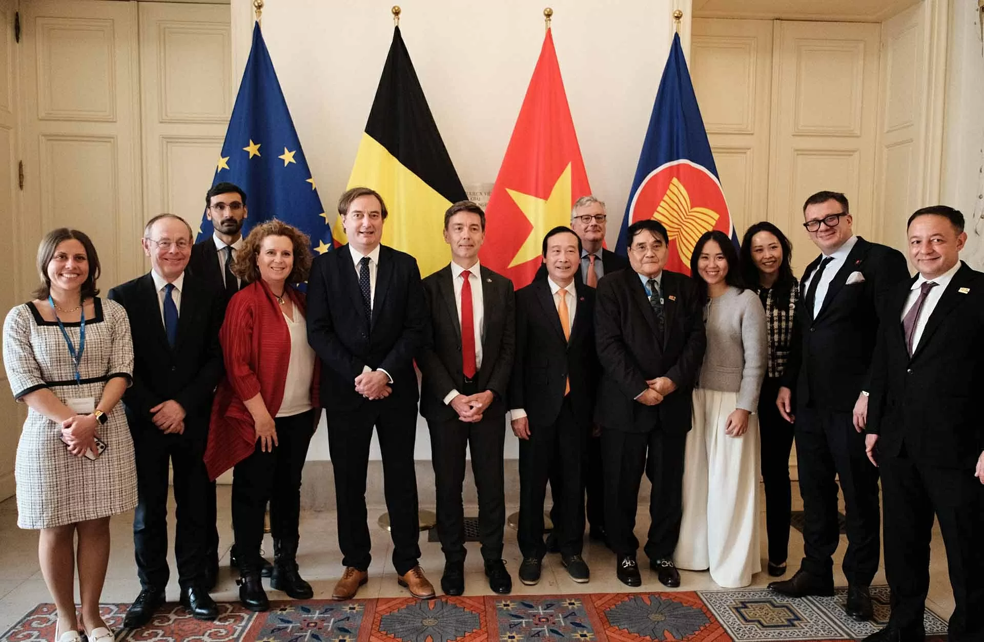 Toạ đàm về thúc đẩy quan hệ hợp tác Việt Nam-EU và vai trò của EuroCham