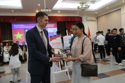 'Món quà' ý nghĩa của tỉnh Sverdlovsk (Nga) tặng nhân dân Việt Nam