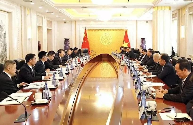 Vietnam, China Ministers forge ahead with transport cooperation